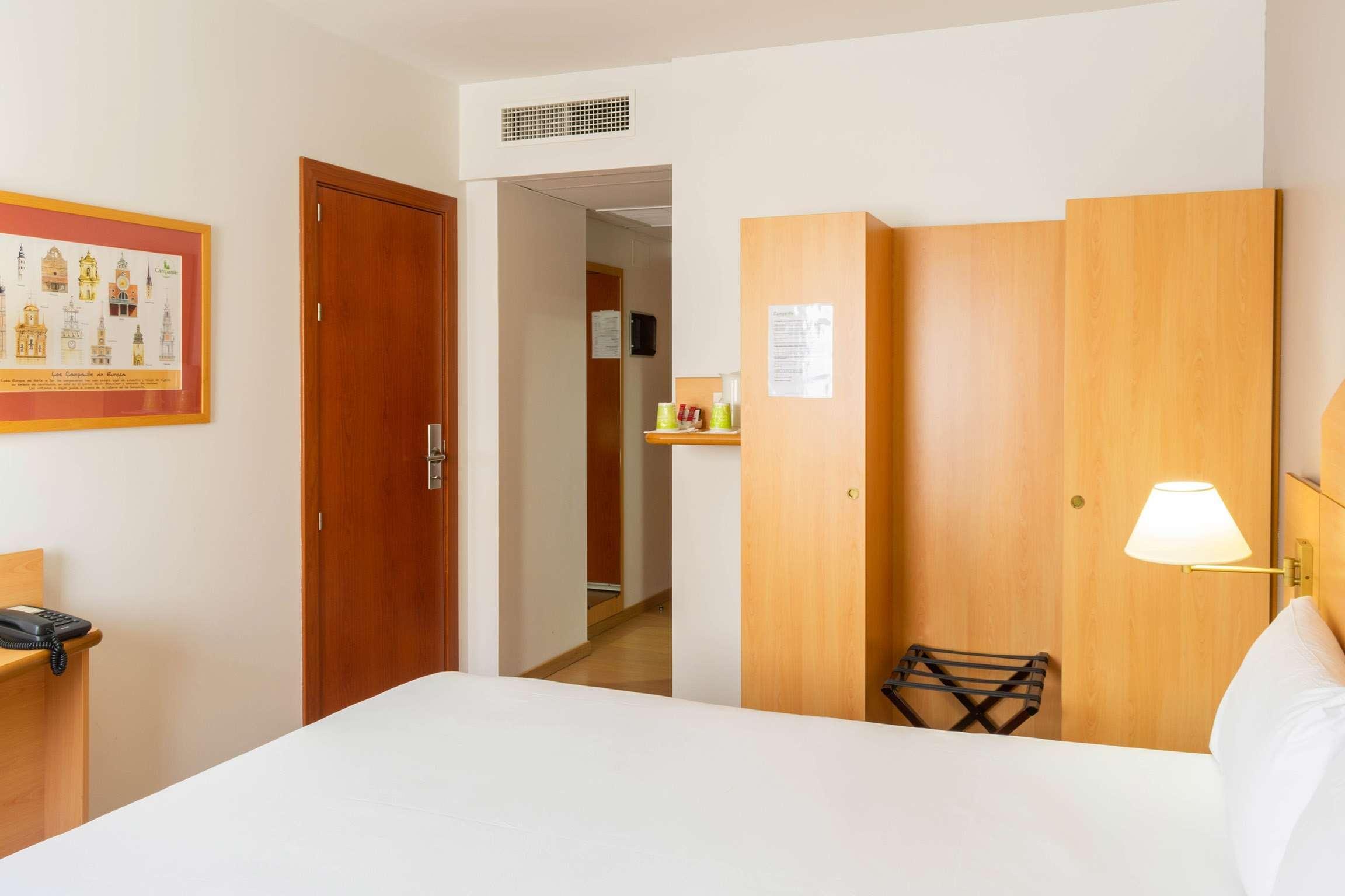 Travelodge Madrid Alcalá de Henares Eksteriør billede