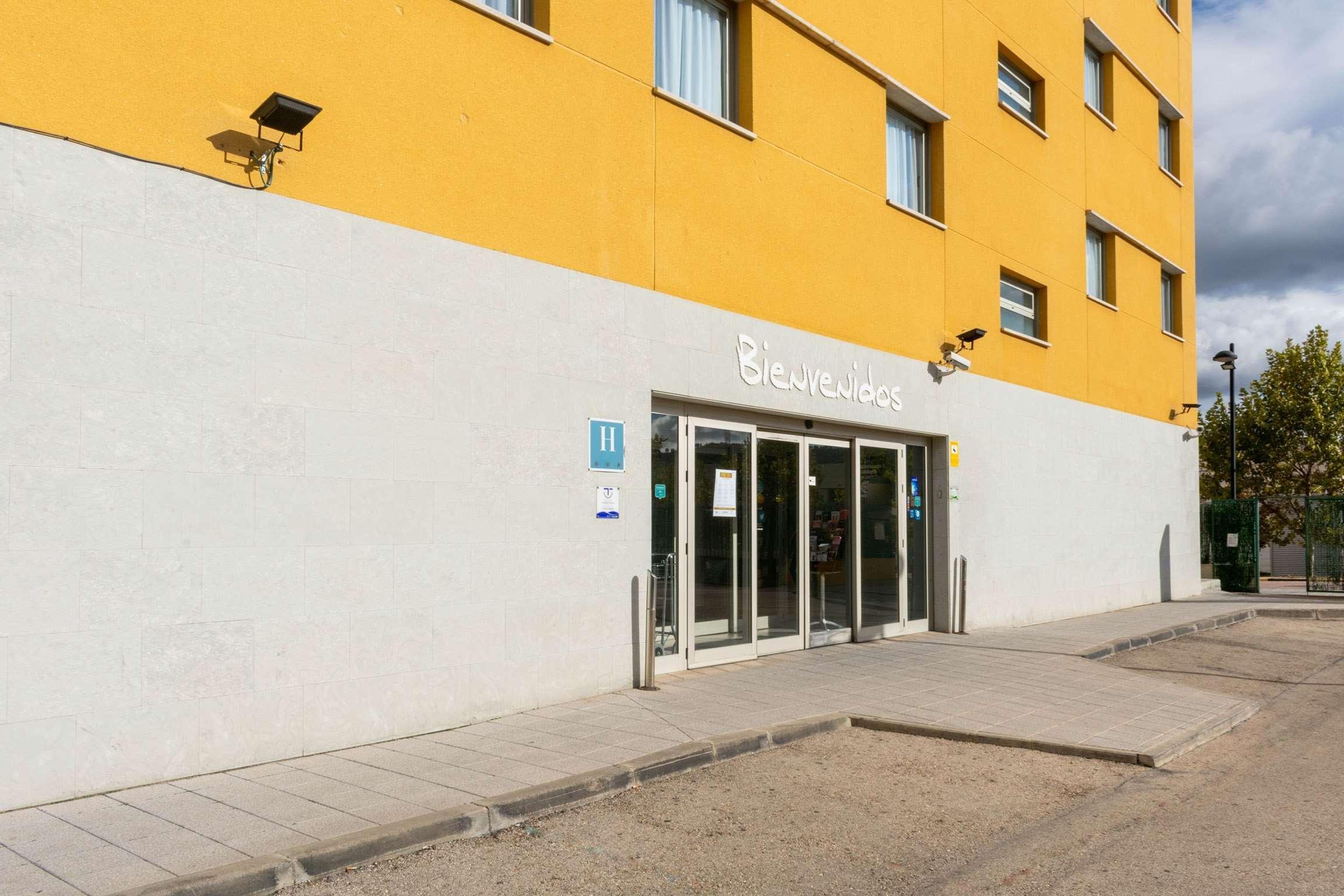 Travelodge Madrid Alcalá de Henares Eksteriør billede