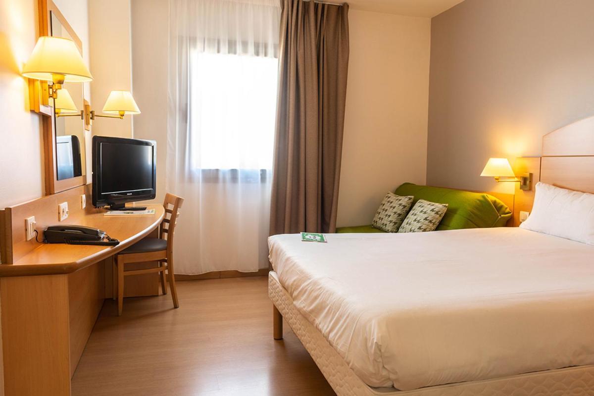 Travelodge Madrid Alcalá de Henares Eksteriør billede