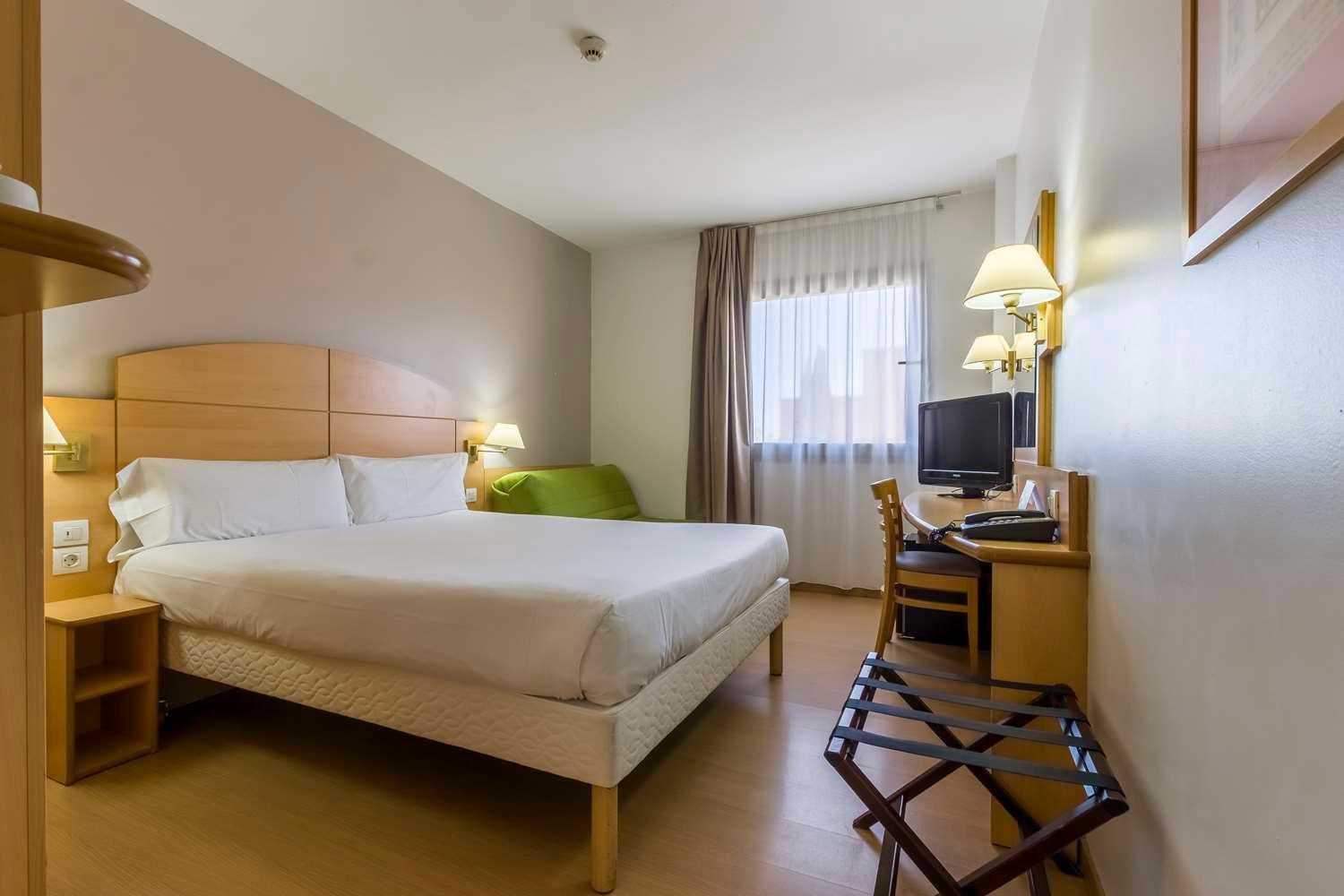 Travelodge Madrid Alcalá de Henares Eksteriør billede