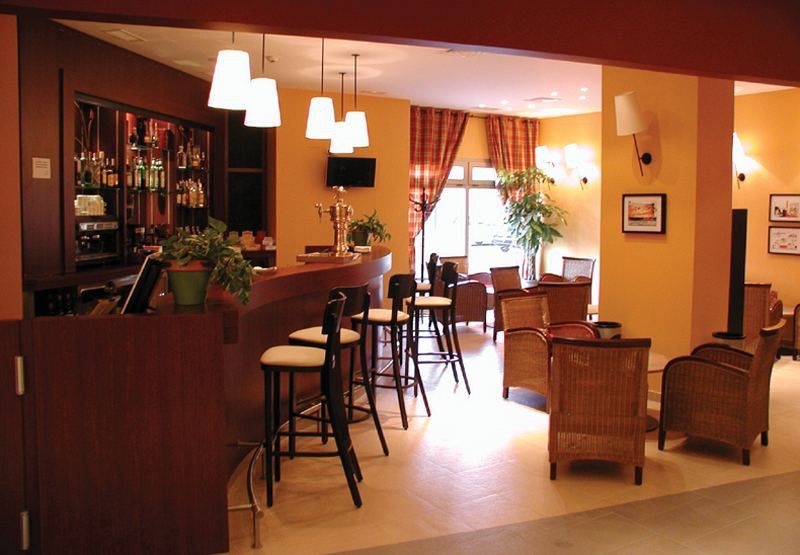 Travelodge Madrid Alcalá de Henares Eksteriør billede