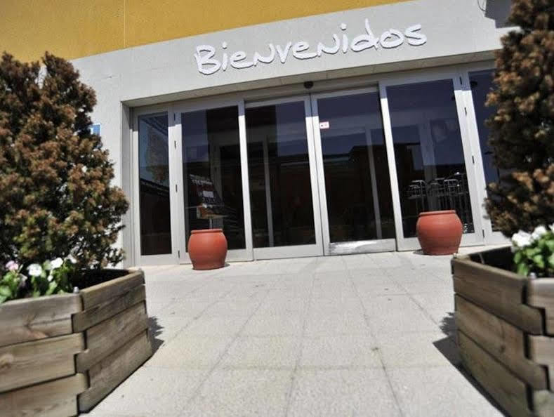 Travelodge Madrid Alcalá de Henares Eksteriør billede