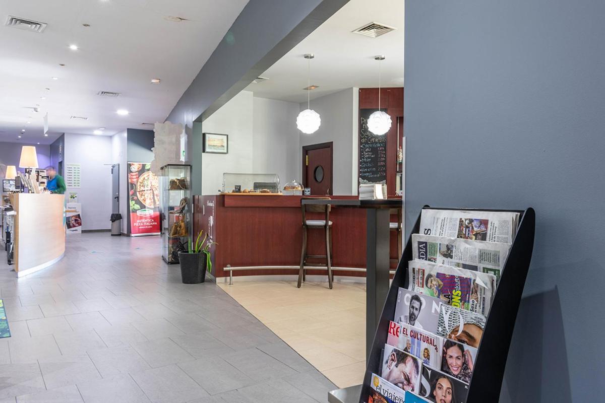 Travelodge Madrid Alcalá de Henares Eksteriør billede