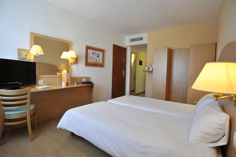 Travelodge Madrid Alcalá de Henares Eksteriør billede